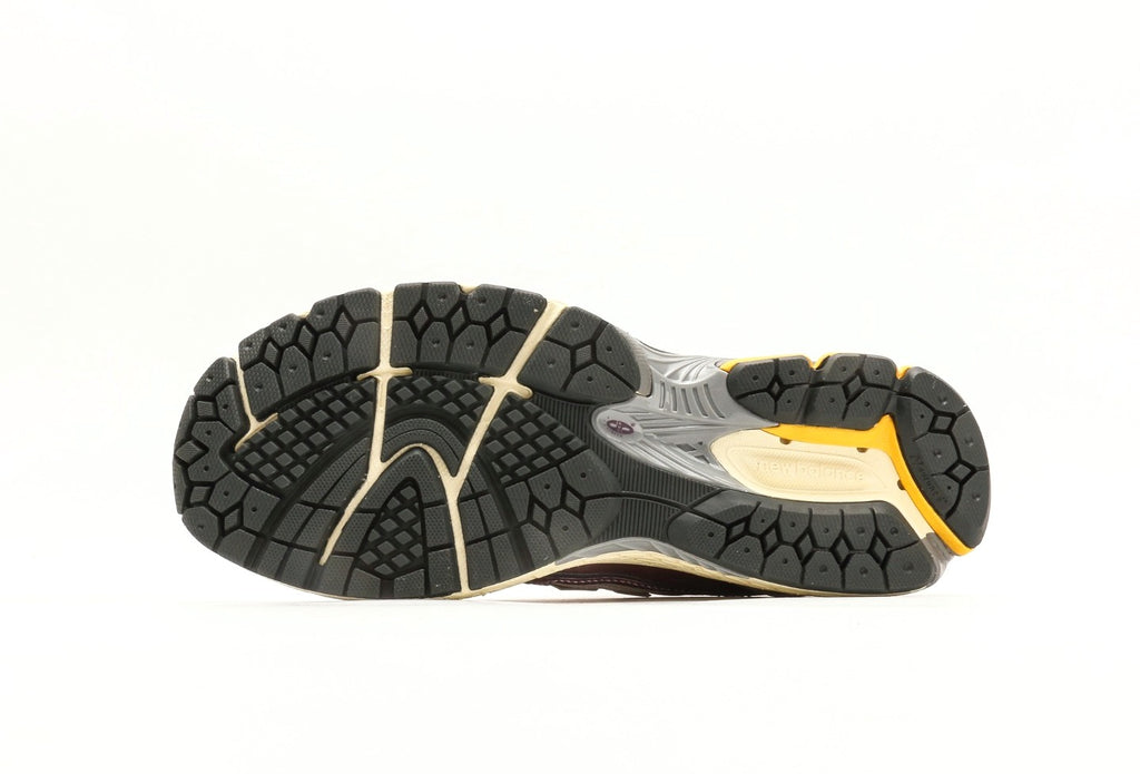 New Balance 1906R Licorice