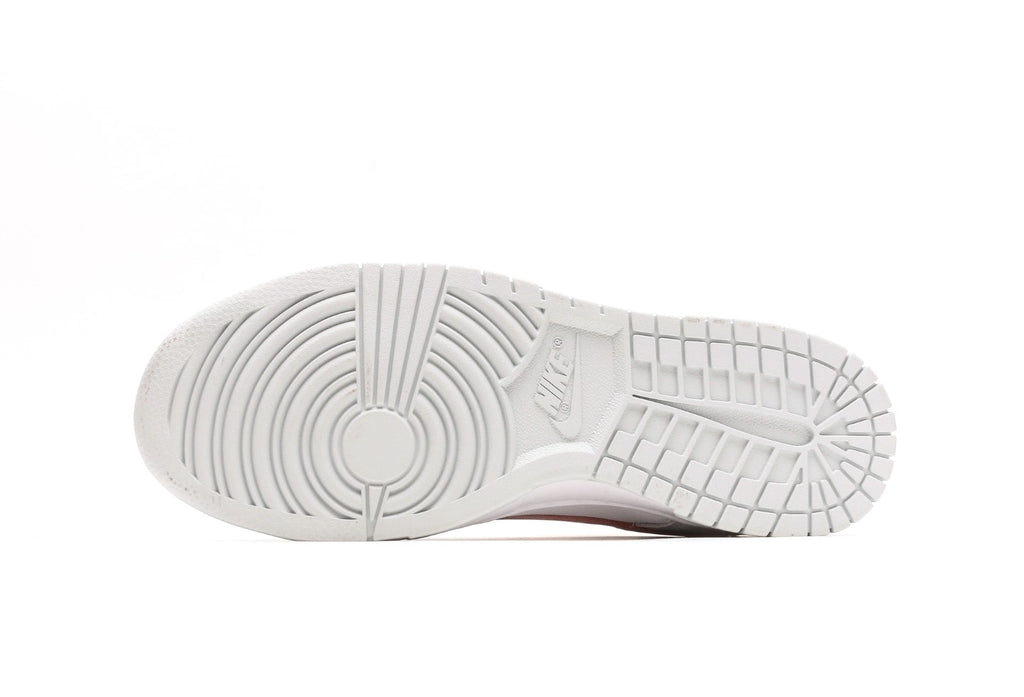 Dunk Low 'Pure Platinum Rose Whisper'