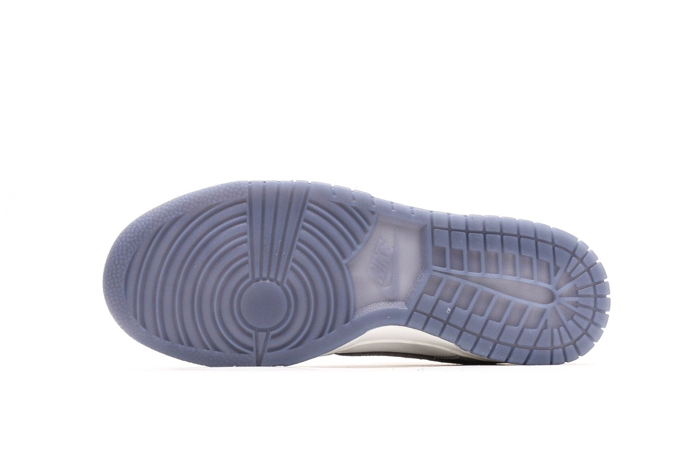 Dunk Low SE 'Light Carbon'