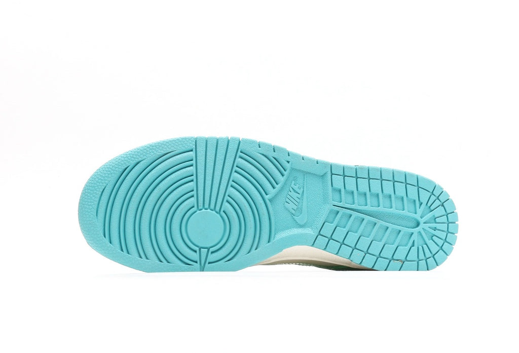 Dunk Low Green Shock