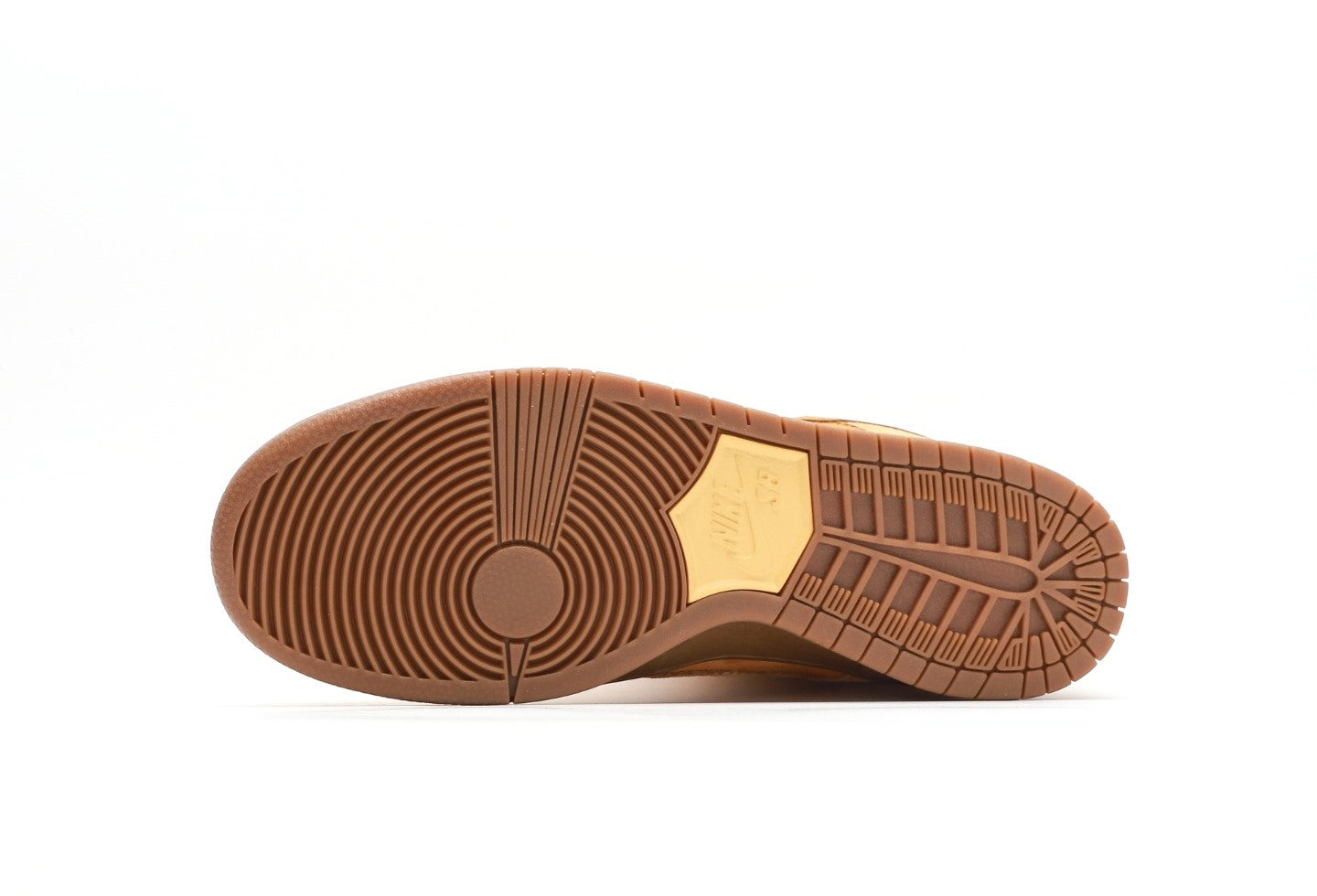 SB Dunk Low Reverse Wheat