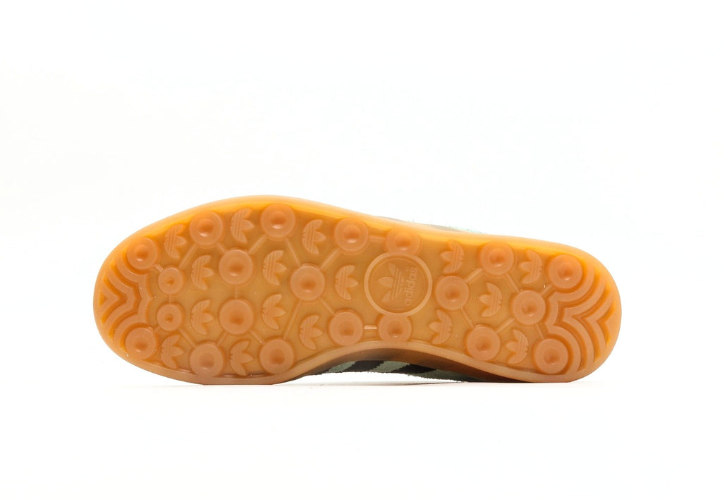 Gazelle Indoor 'Clear Mint Black Gum