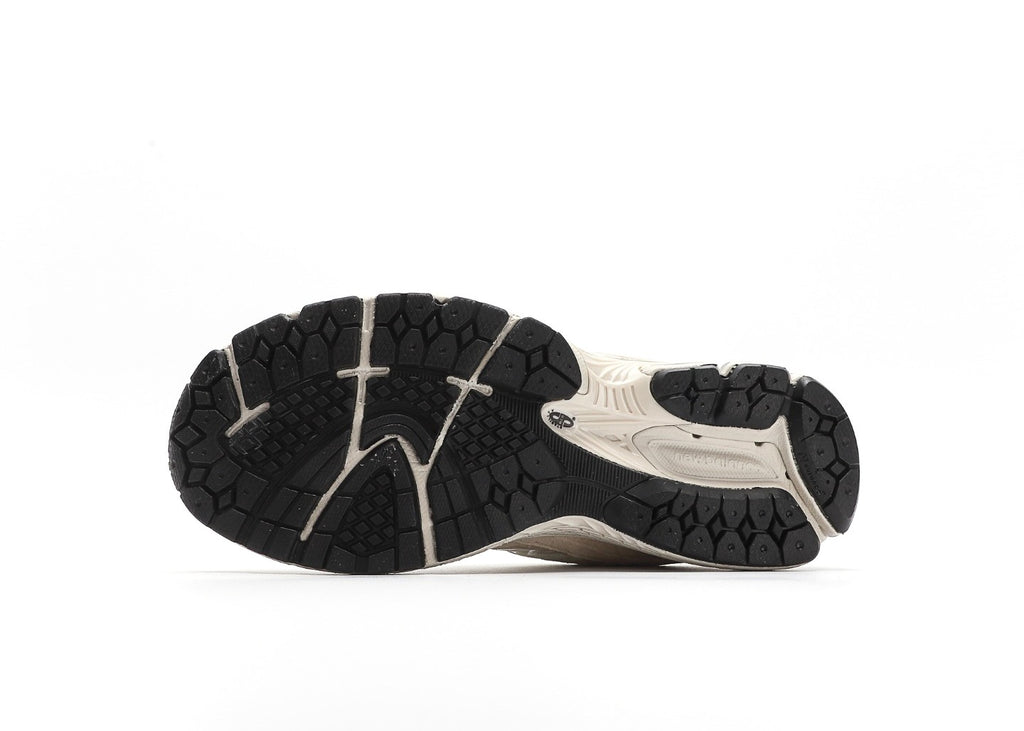 New Balance 2002R Aluminum