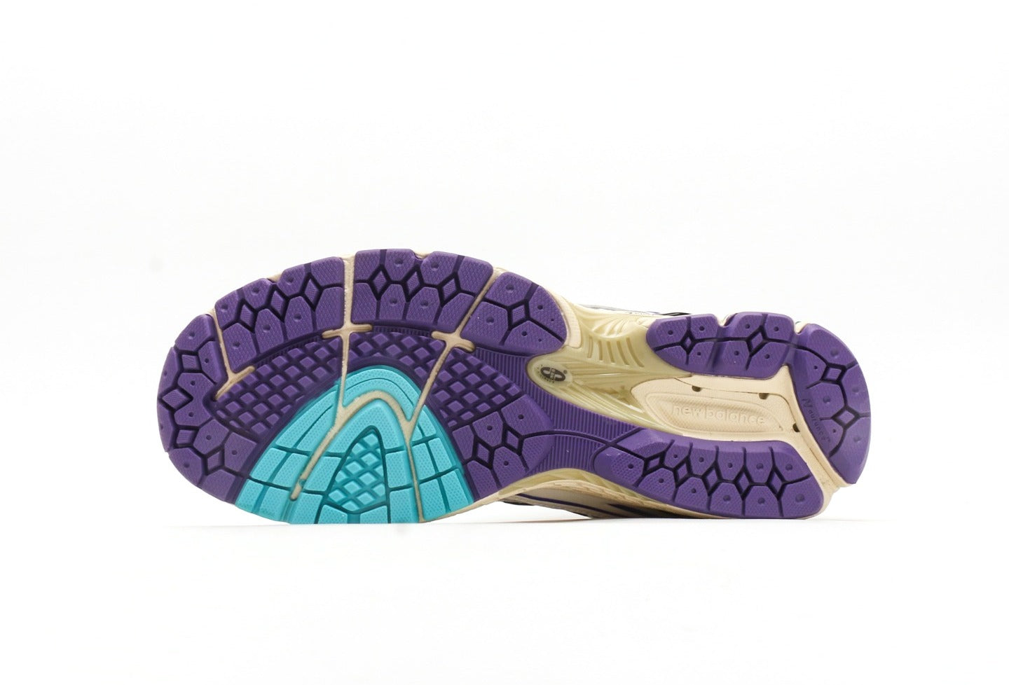 New Balance 1906R Charlotte Hornets