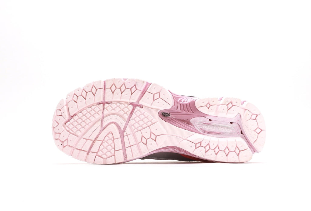 New balance 1906r Pink