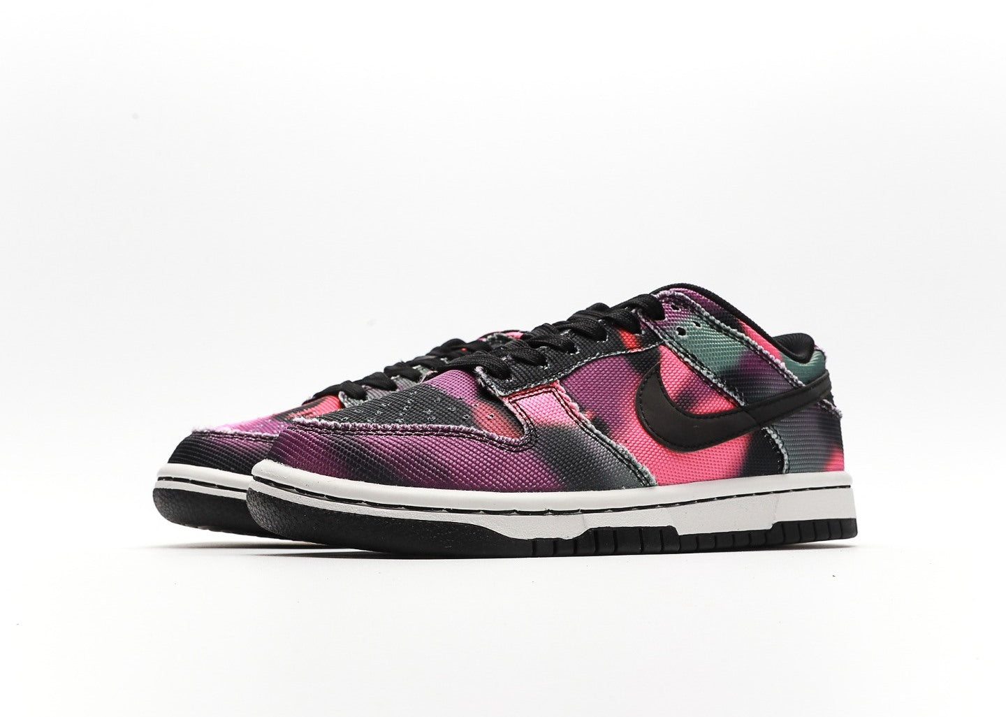 Dunk Low Graffiti [PK GOD]