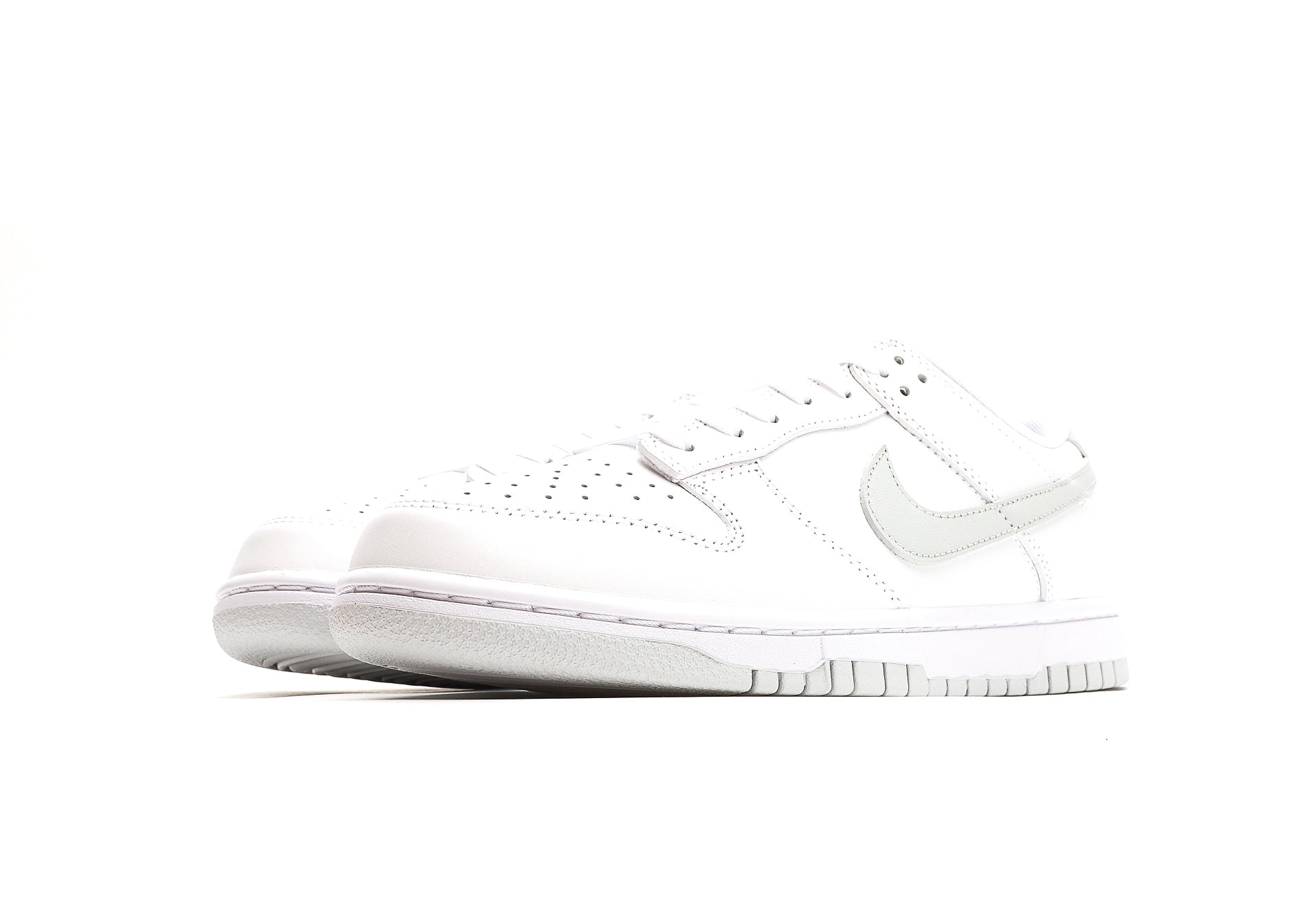 Dunk Low “White/Pure Platinum” [PK GOD]