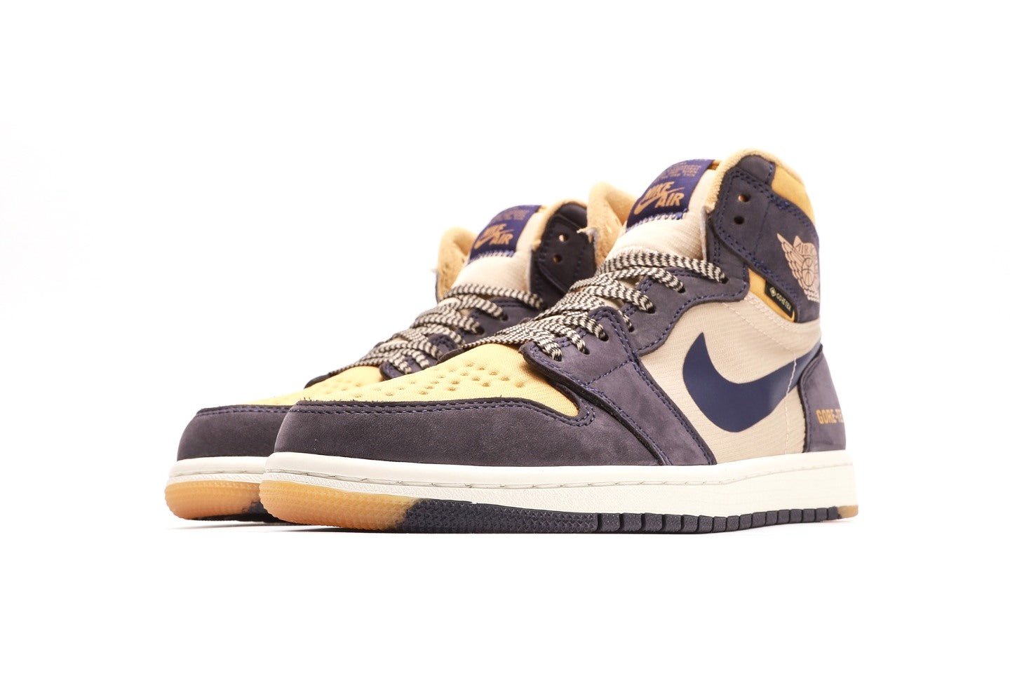 Air Jordan 1 GORE-TEX Sky J Purple