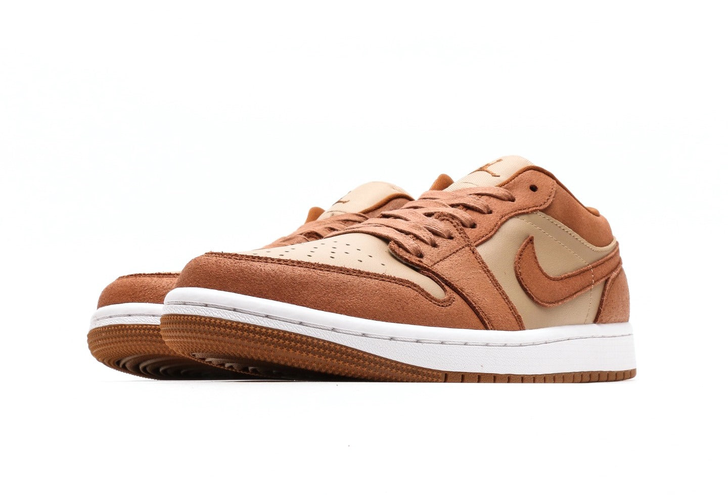 Air Jordan 1 Low SE Legend Coffee