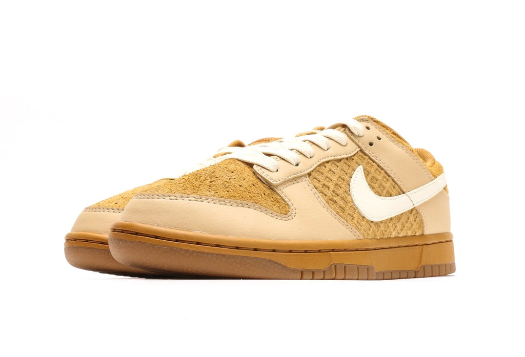 Dunk Low 'Waffle'