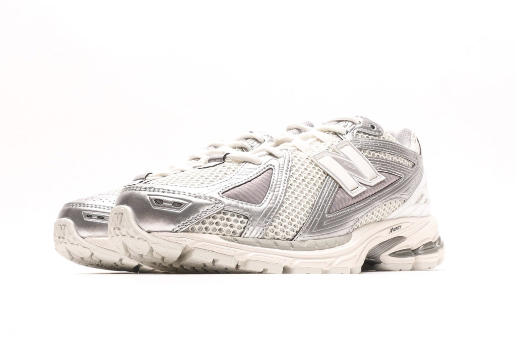 New Balance 1906R Urbancore Silver