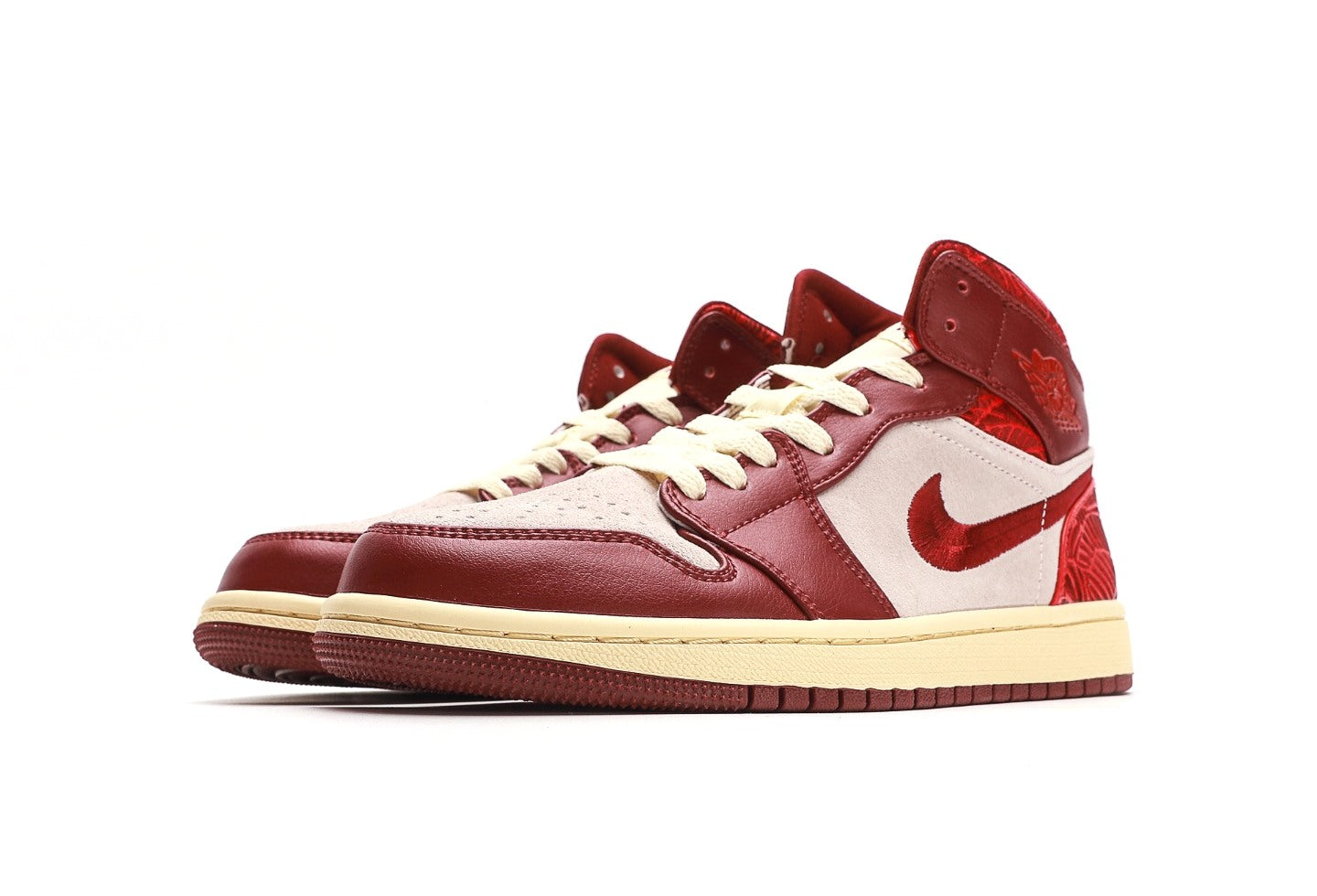 Air Jordan 1 Mid SE Tiki Leaf Team Red