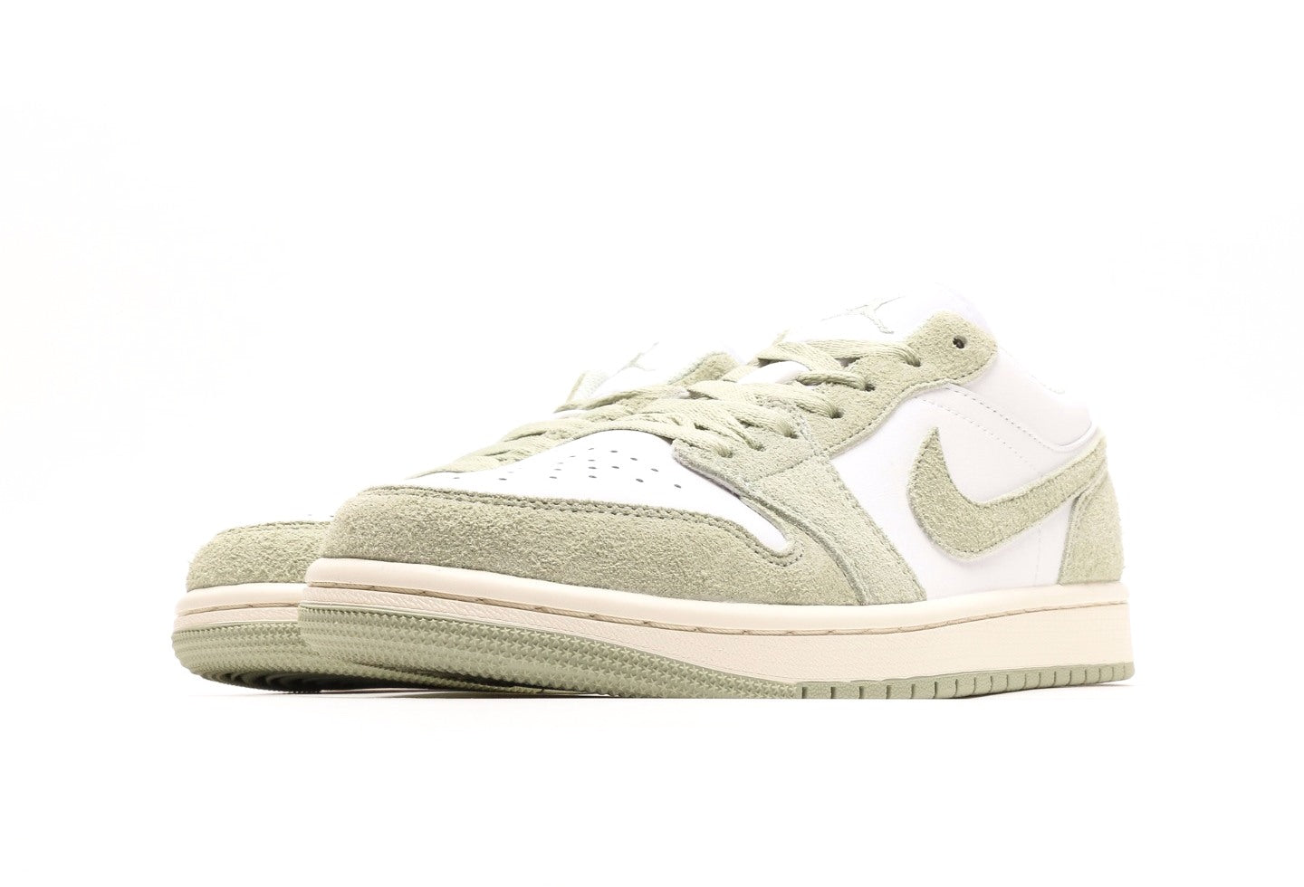 Air Jordan 1 Low SE 'Seafoam'