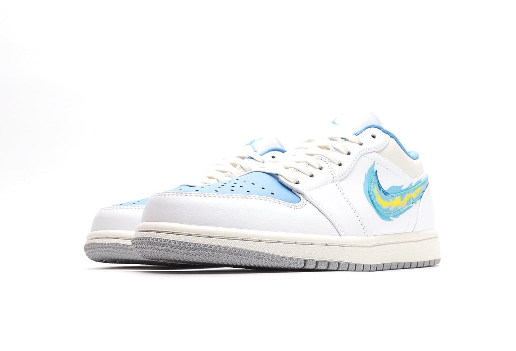 Air Jordan 1 Low SE 'Just Skate ? University Blue'
