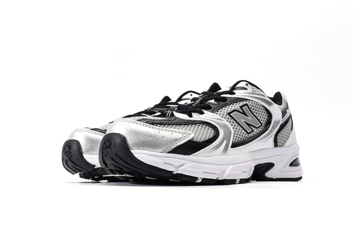 New Balance 530