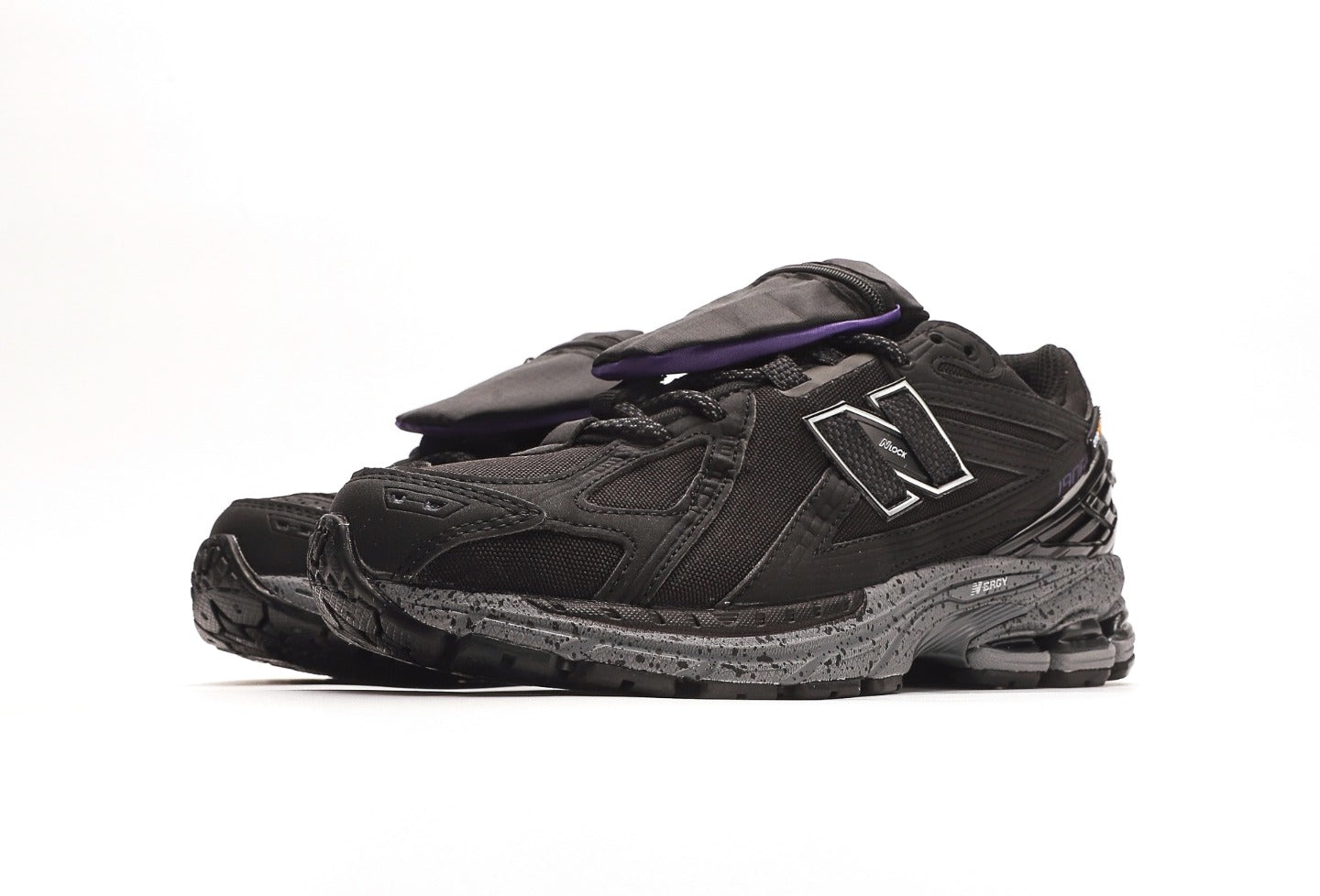 New Balance 1906R Cordura "Pouch - Black"