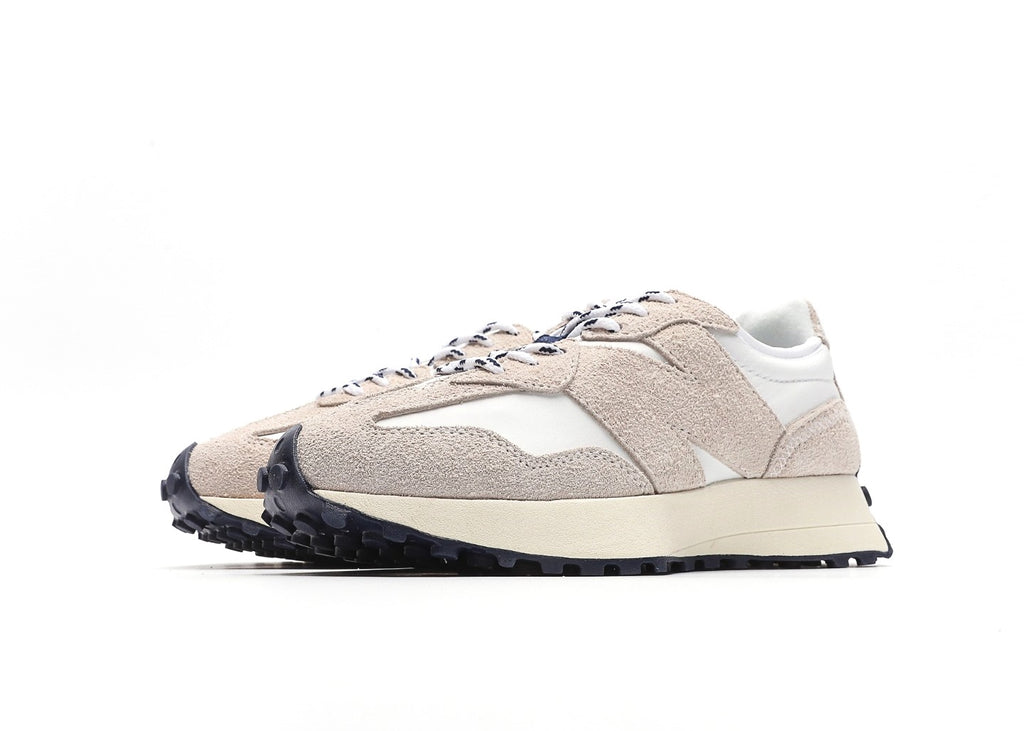 New Balance 327