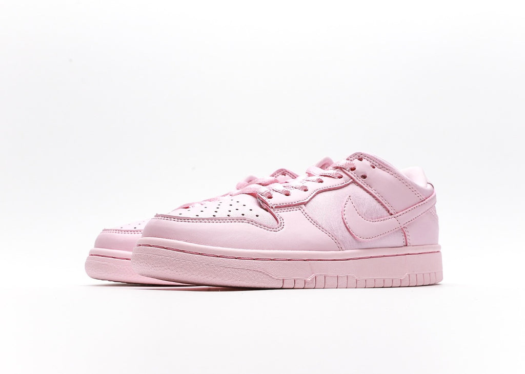 Dunk Low SE 'Prism Pink'