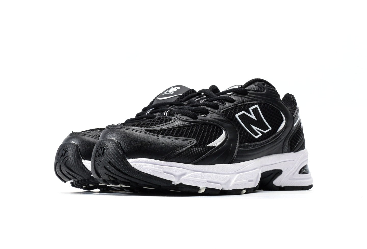 New Balance 530v2 Retro "Black White"