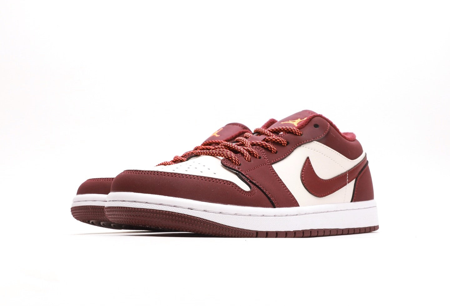 Air Jordan 1 Low 'Night Maroon'