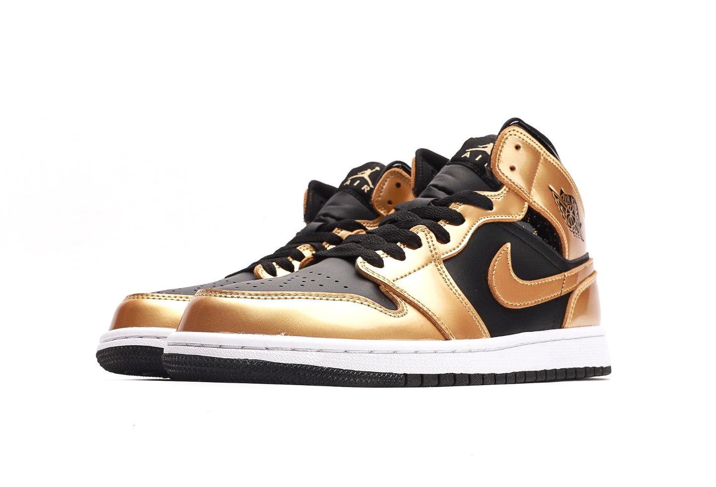 Air Jordan 1 Mid “Metallic Gold"