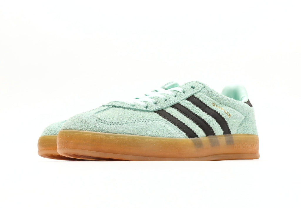 Gazelle Indoor 'Clear Mint Black Gum
