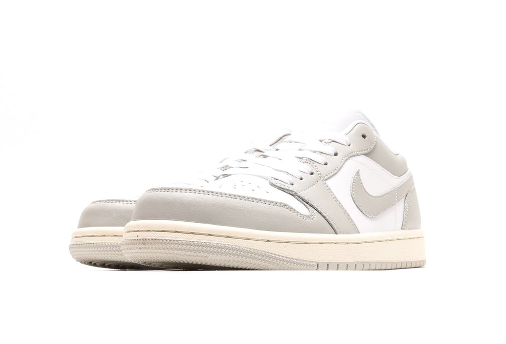 Air Jordan 1 Low "Light Grey/Sail"