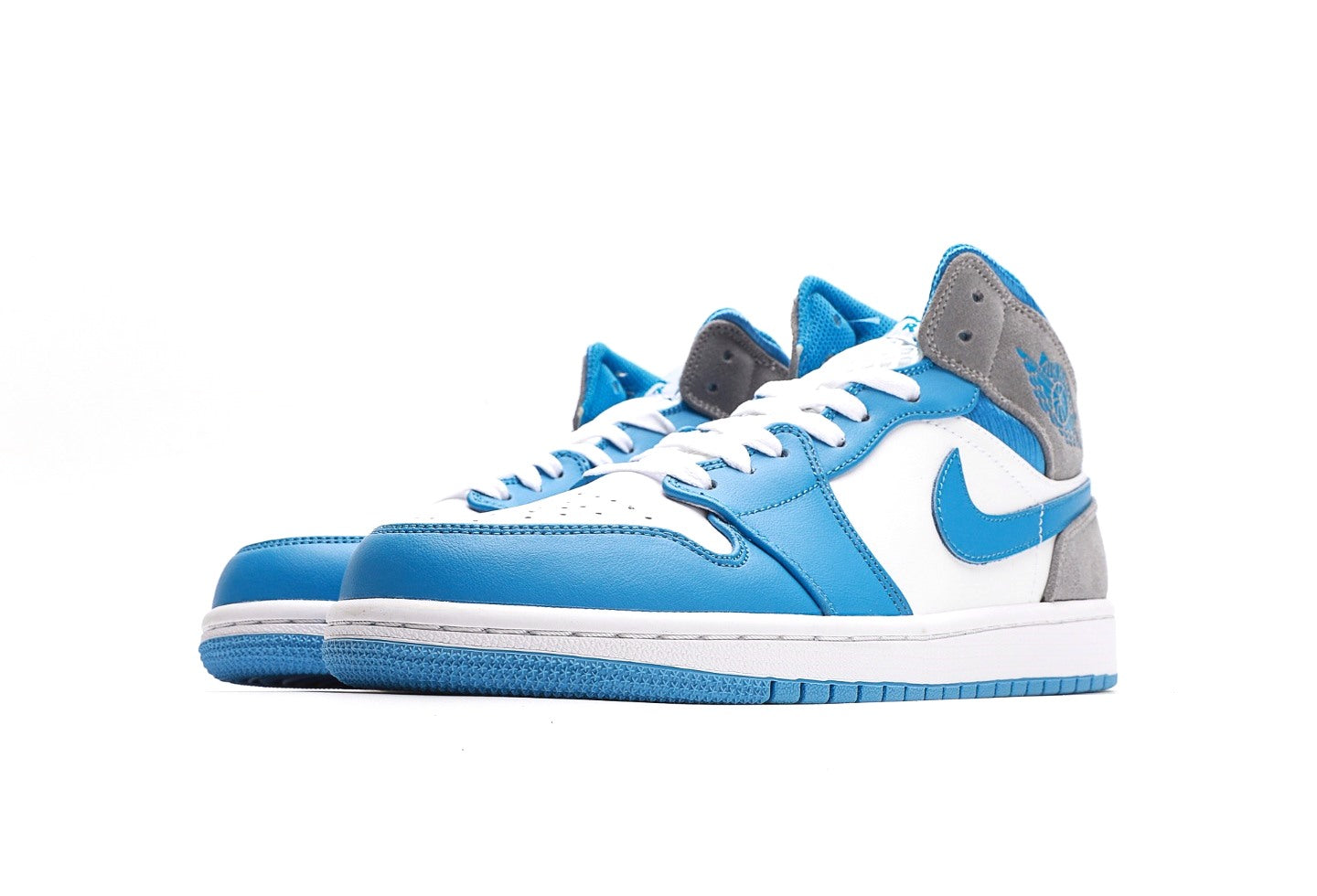 Air Jordan 1 Mid University Blue