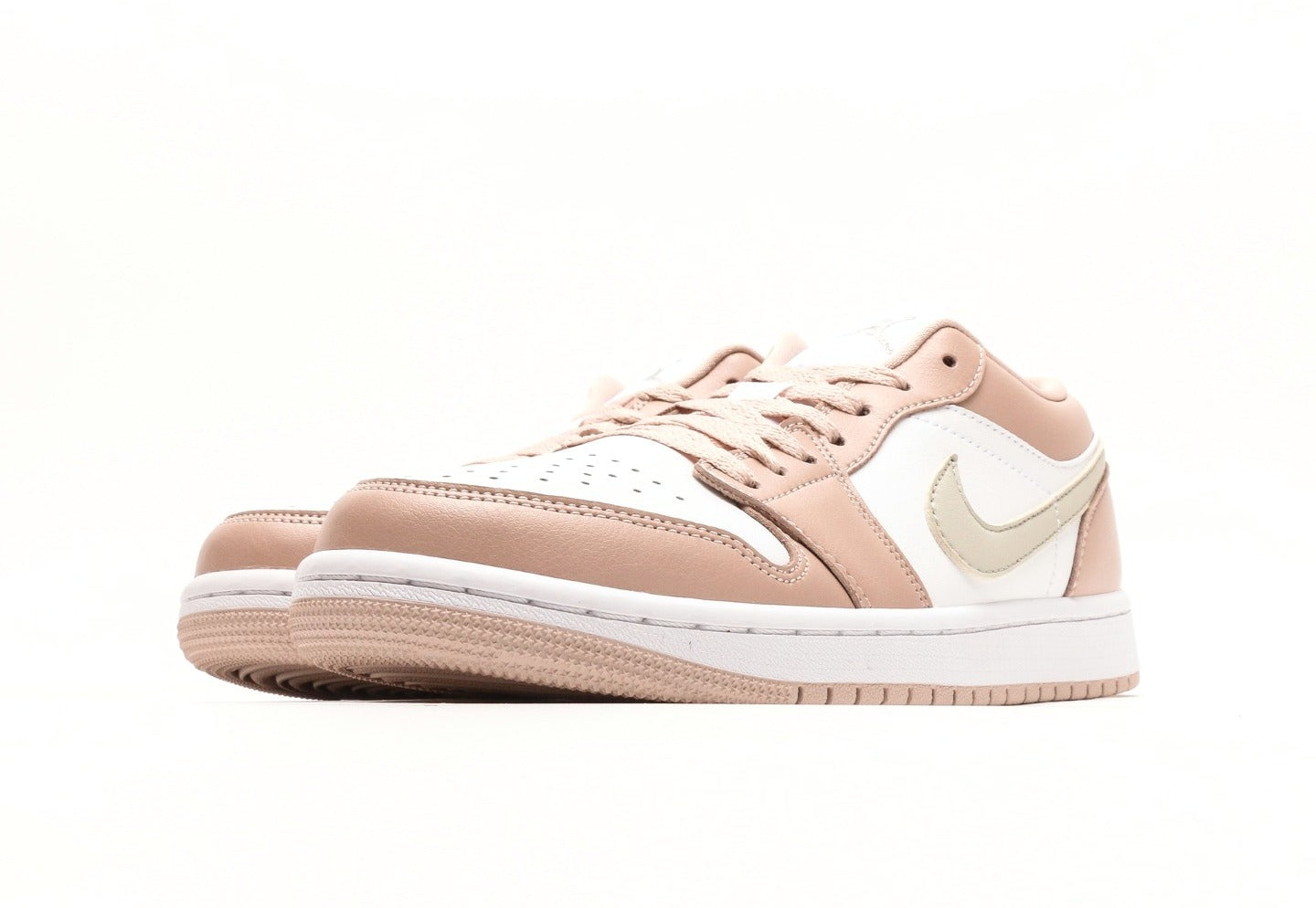 Air Jordan 1 Low "Crimson Tint"
