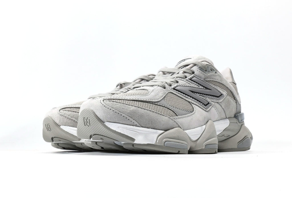 New Balance 9060 Silver Metallic Grey