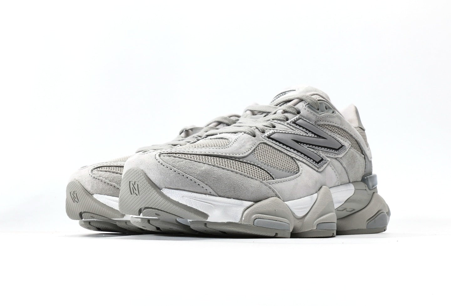 New Balance 9060 Silver Metallic Grey