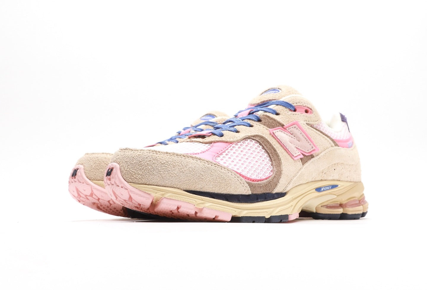 Hype DC x New Balance 2002R Native Dynamics