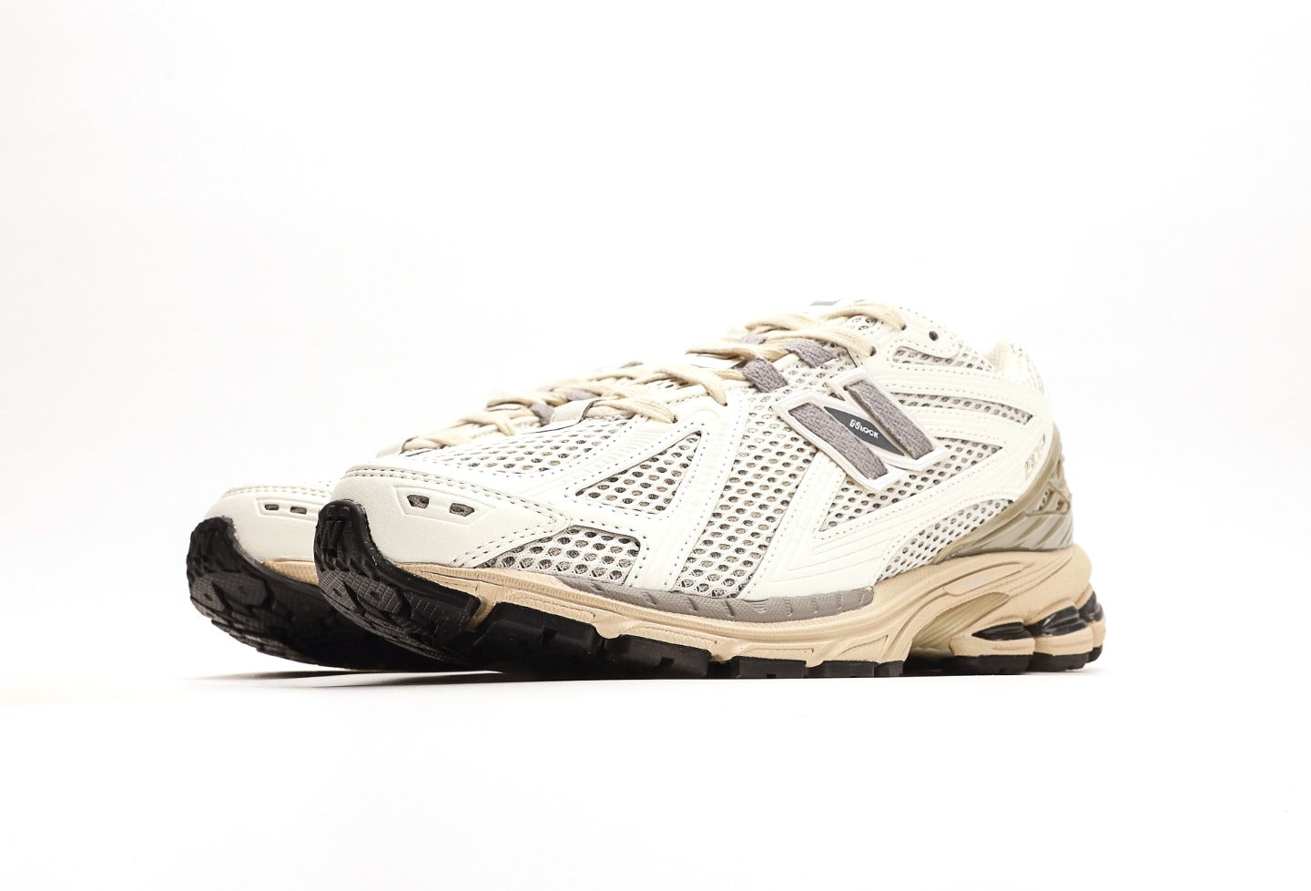 New Balance 1906R "Sea Salt Marblehead"