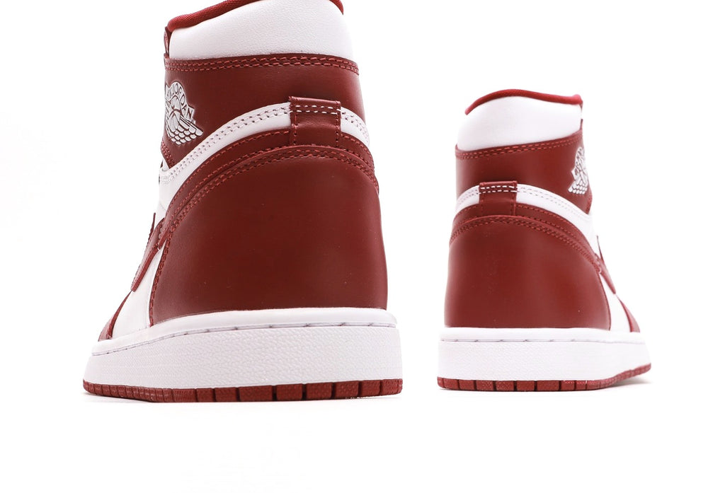 Air Jordan 1 High OG Artisanal Red "Team Red"