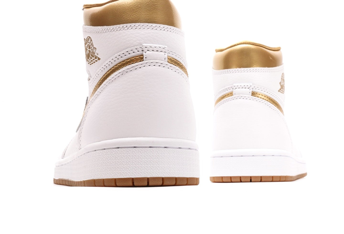 Air Jordan 1 High OG "Metallic Gold"
