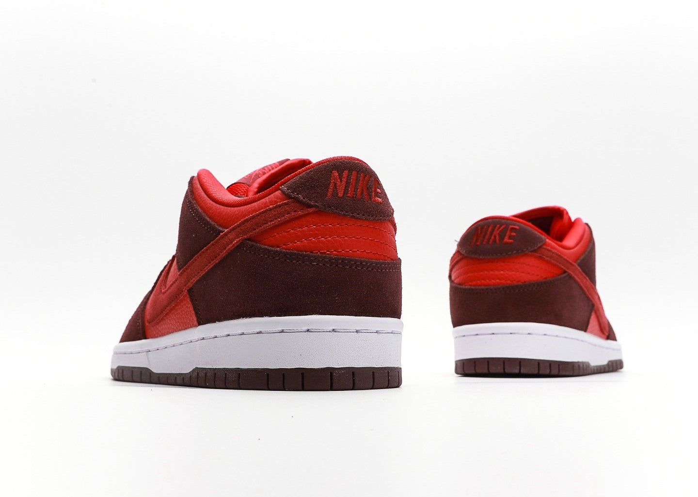 SB Dunk Low Cherry [PK GOD]