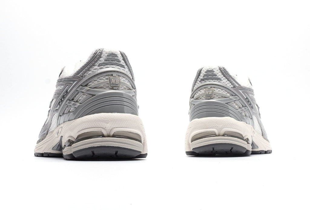 New Balance 1906R White Grey Silver