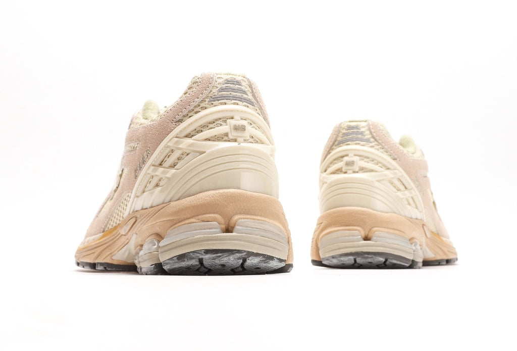 New Balance x AURALEE 1906R Bone White