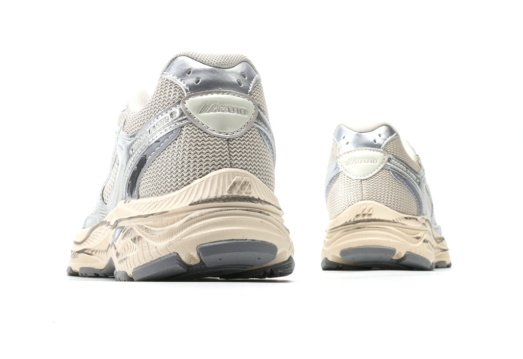 Mizuno RACER S