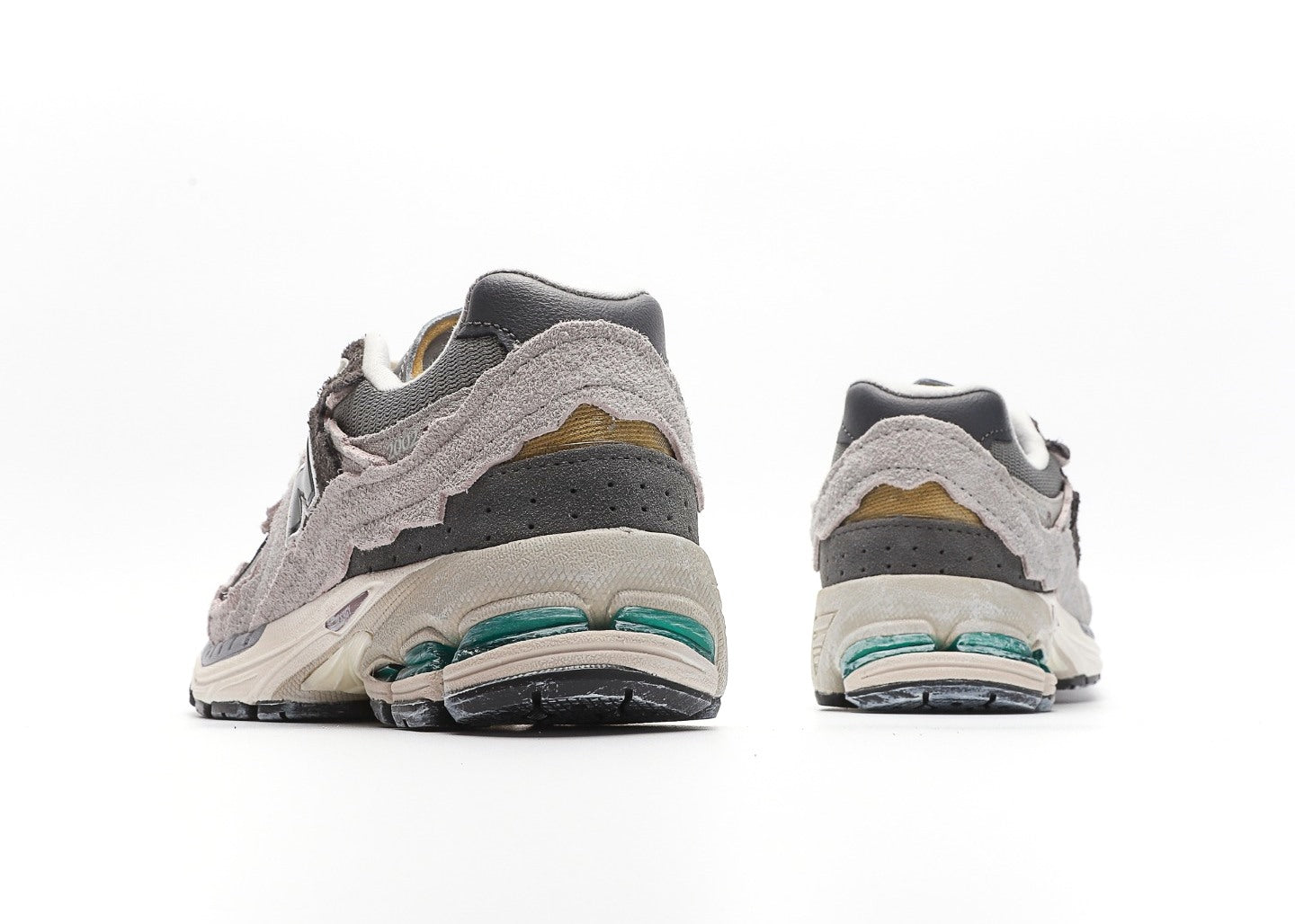 New Balance 2002R Protection Pack Rain Matt