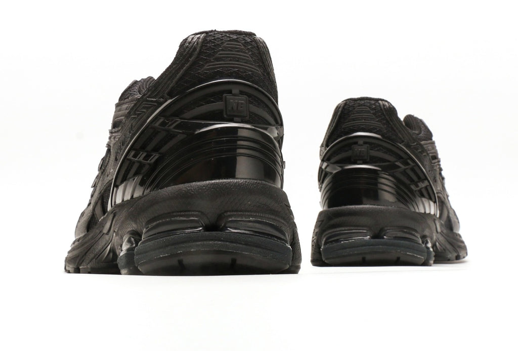 New Balance 1906U "Triple Black"