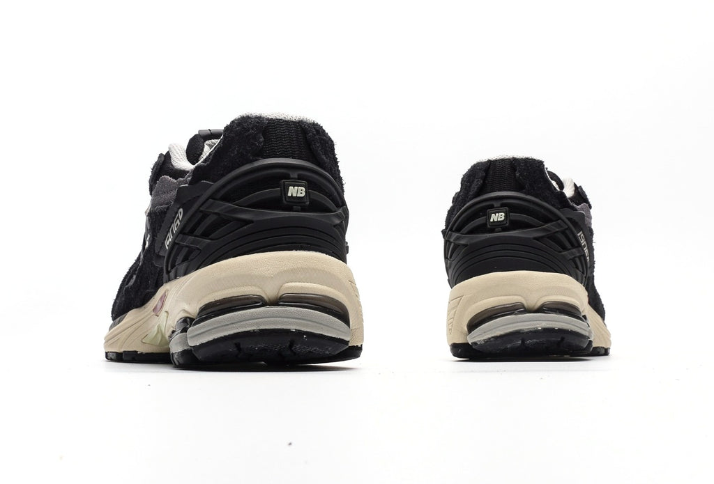 New Balance 1906D Protection Pack Black