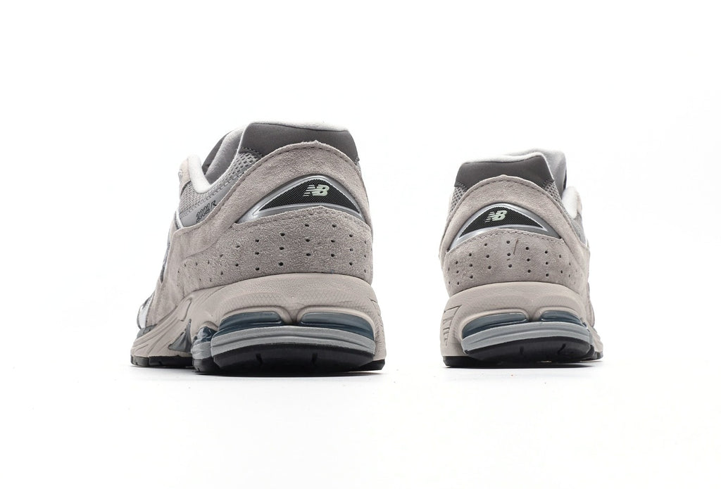 New Balance 2002R Steel Grey