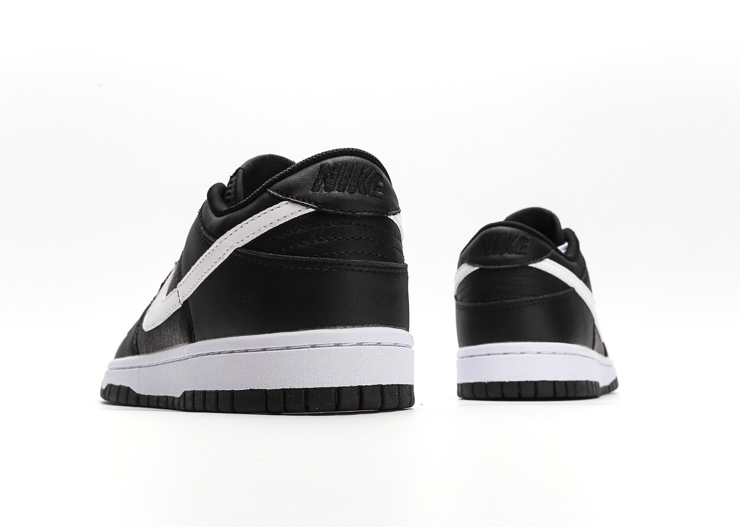 Dunk Low Black White