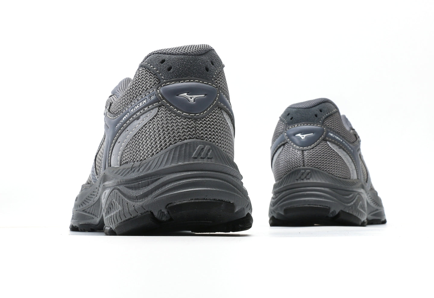 Mizuno RACER S