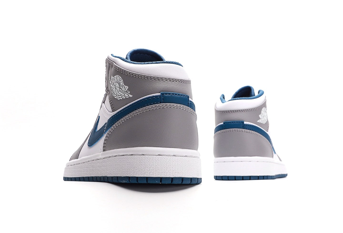Air Jordan 1 Mid Cement True Blue