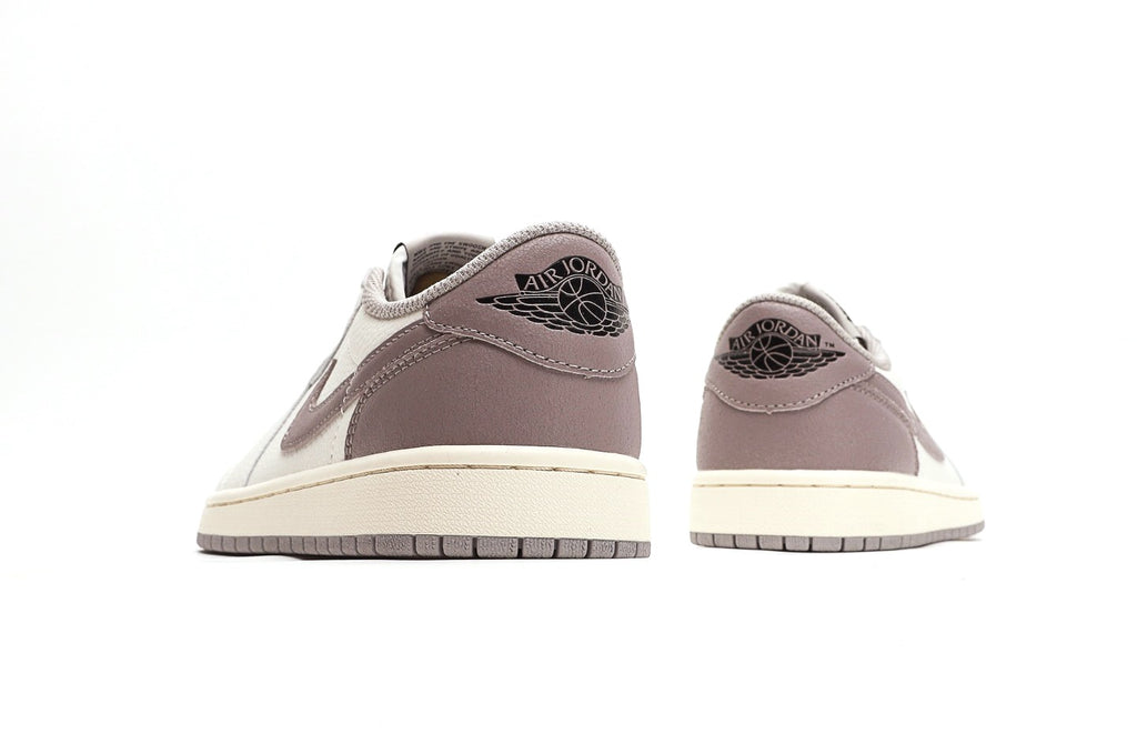 Air Jordan 1 Low OG "Atmosphere Grey"