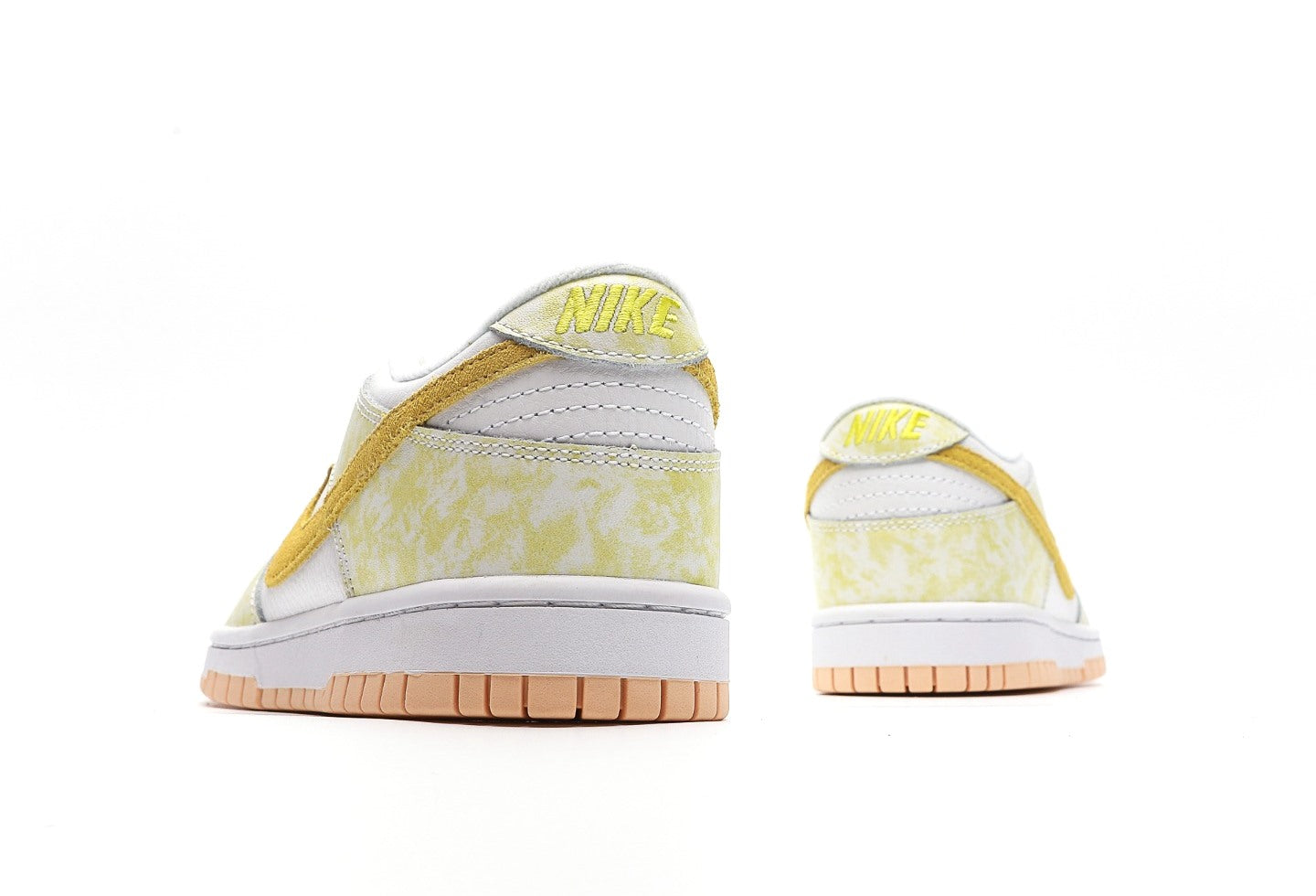 Dunk Low “Yellow Strike”