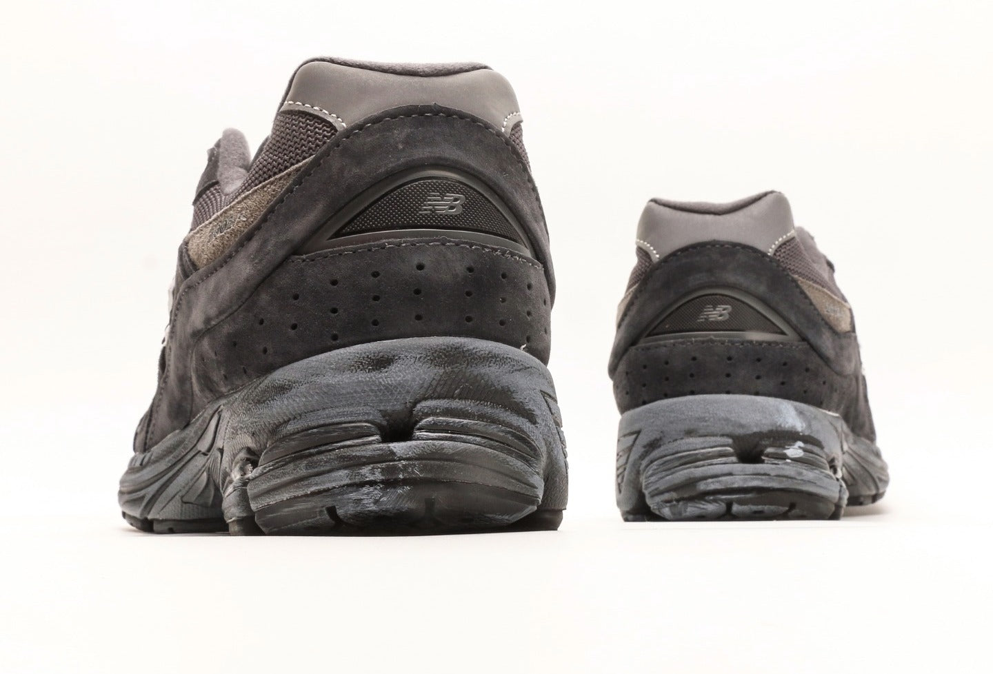 New Balance 2002R "Black/Grey" [PK GOD]