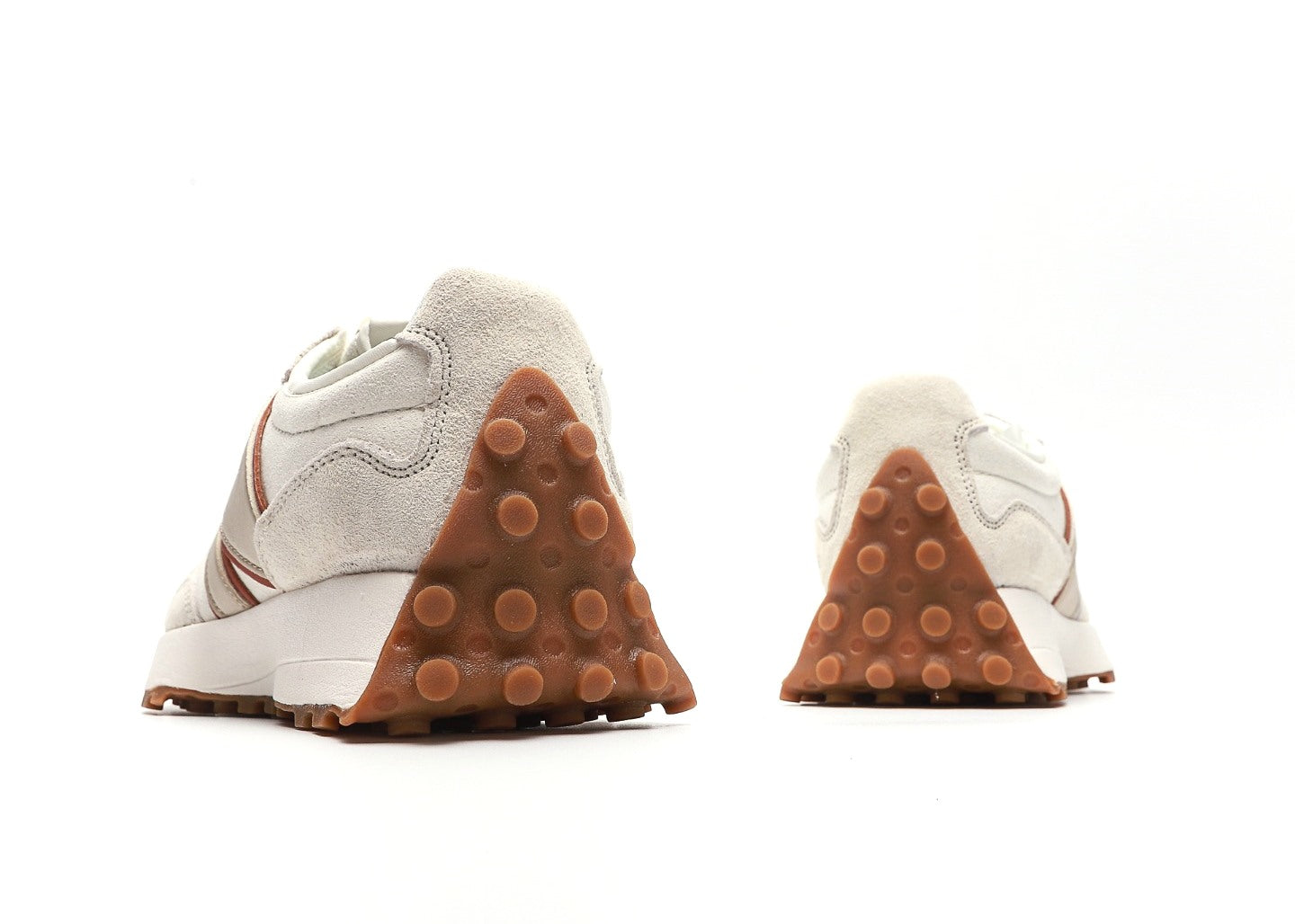 New Balance 327